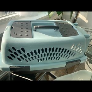 Pet Carrier 🐶🐱